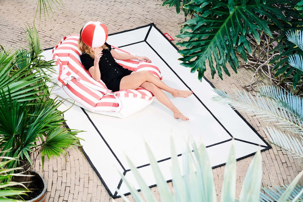 Carpretty Frame Rug Off White