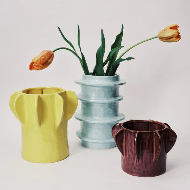 Flower Pot 01 S Yellow Molly