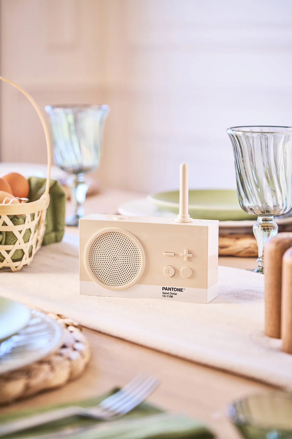 Speaker THYKO 3 Lexon x Pantone - Sand Dollar
