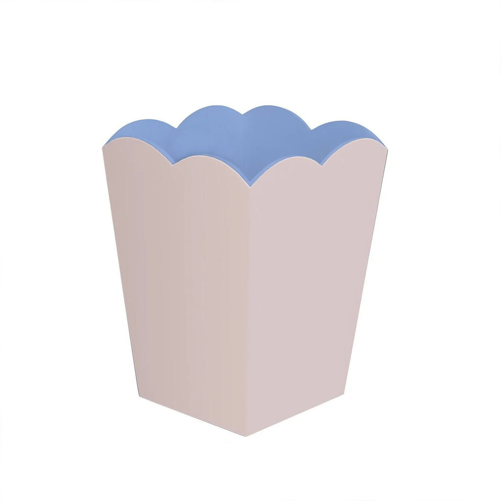 Scalloped Lacquer Bin